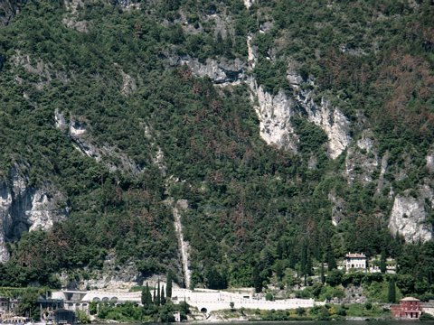 2004-gardasee_0001 eCard versenden / [Tag 1 (09-06)] Gardasee - Radtour Arco nach Riva del Garda und zurück