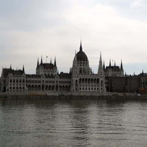 2007-budapest_0001 eCard versenden / [Tag 1 (30-06)] Országház (Parlament)