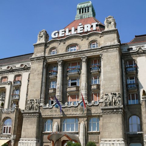2007-budapest_0050 eCard versenden / [Tag 2 (01-07)] Gellért-Hotel