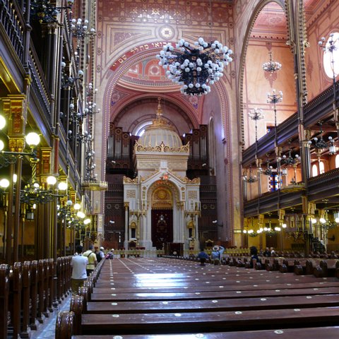 2007-budapest_0071 eCard versenden / [Tag 3 (02-07)] nagy zsinagóga (Große Synagoge)