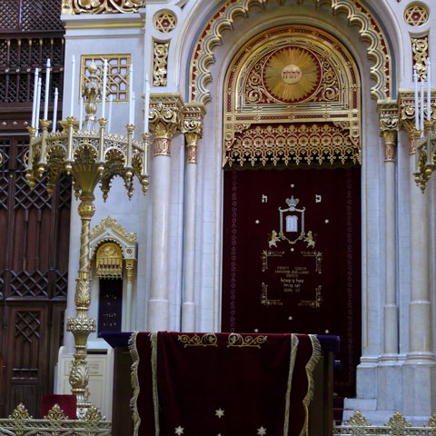 2007-budapest_0072 eCard versenden / [Tag 3 (02-07)] nagy zsinagóga (Große Synagoge)