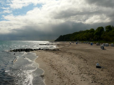 Urlaub an der Ostsee (Hohwacht) - Mai 2012 eCard versenden / [Tag 2 (17-05)] Ein morgendlicher Spaziergang in Hohwacht