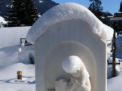 Südtirol (Ridnauntal) - Februar 2012 eCard versenden / [Tag 2 (05-02)] Friedhof in Ridnaun